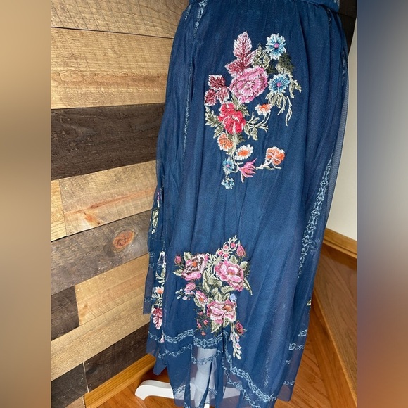Sundance Blue Embroidered Tulle Midi Skirt, Size Large - Picture 3 of 9
